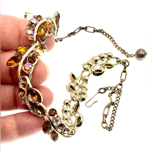 Vintage Silver Tone Linked Faceted AB Crystal Cluster Necklace Choker - Picture 4 of 6